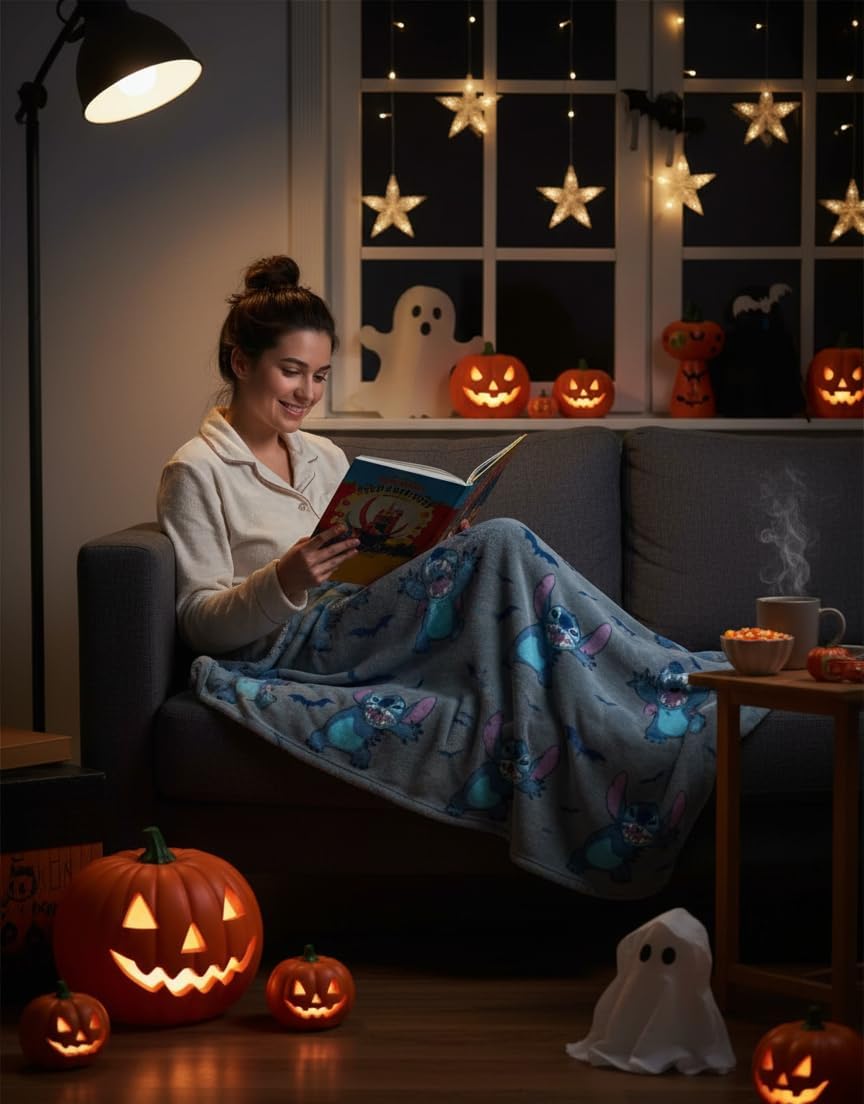 Jay Franco Kids Halloween Plush Throw Blanket – 50x70 Inch Ultra Soft & Comfy Fleece Throw for Couch, Sofa, Bed – Cozy Home Décor for Living Room & Bedroom, Grey - Lilo & Stitch, - Image 4