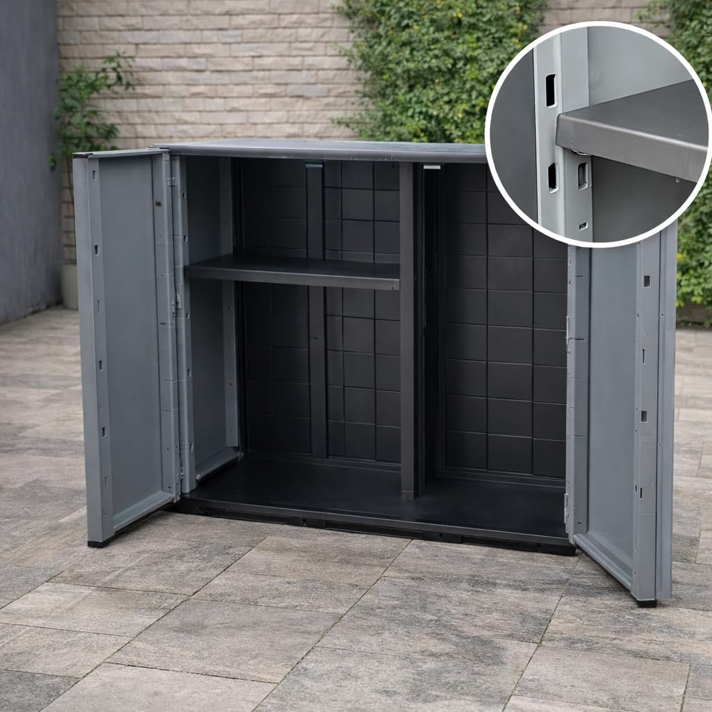 Armadio Basso 3 Ante da Esterno 102x37x84h cm Ripiani Regolabili - Antiusura, Idrorepellente, Chiusura a Scatto, Robusto, Anti odore, Lavabile - Plastica Eco Sostenibile Grigio