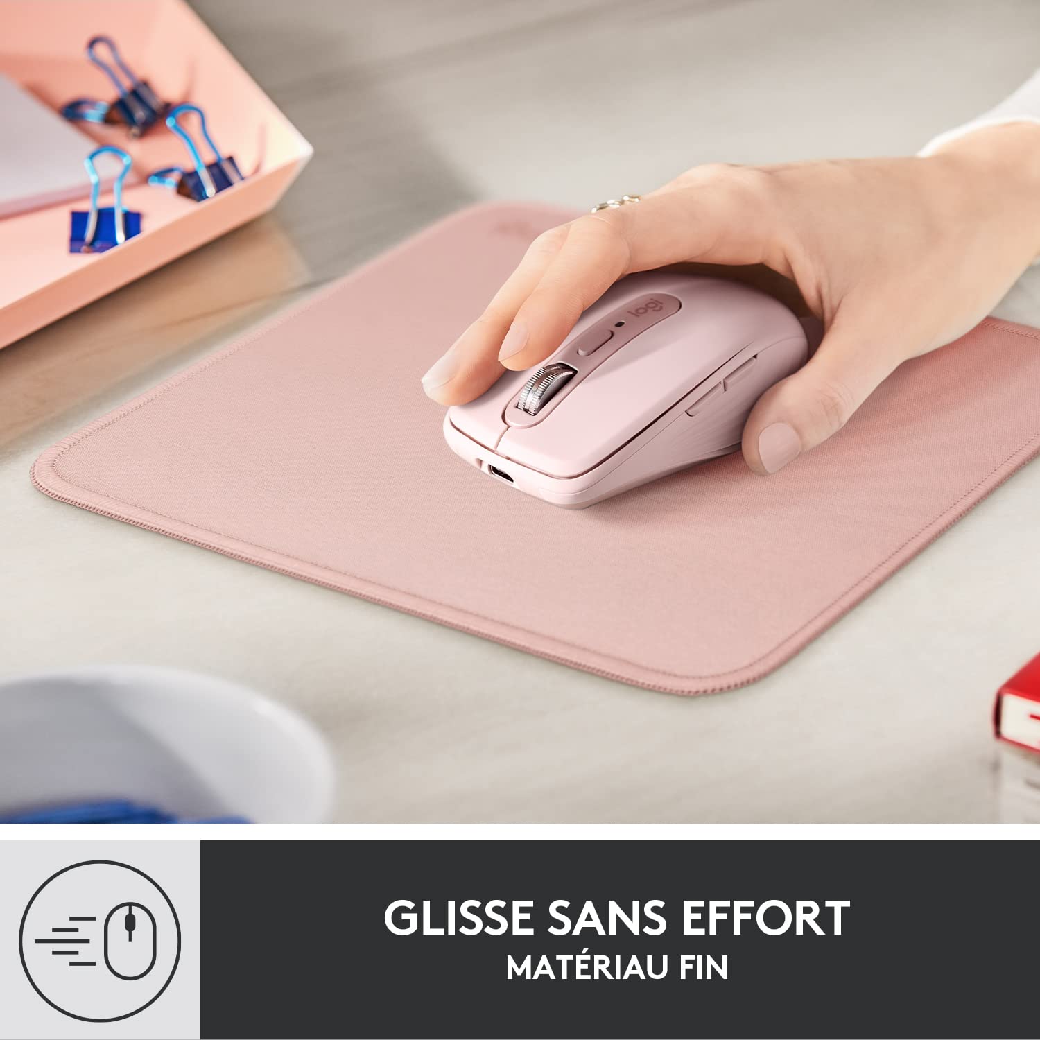 Logitech Lift Souris Ergonomique Verticale, Sans Fil, Bluetooth ou récepteur USB Logi Bolt + Mouse Pad - Studio Series, Tapis de Souris d'Ordinateur