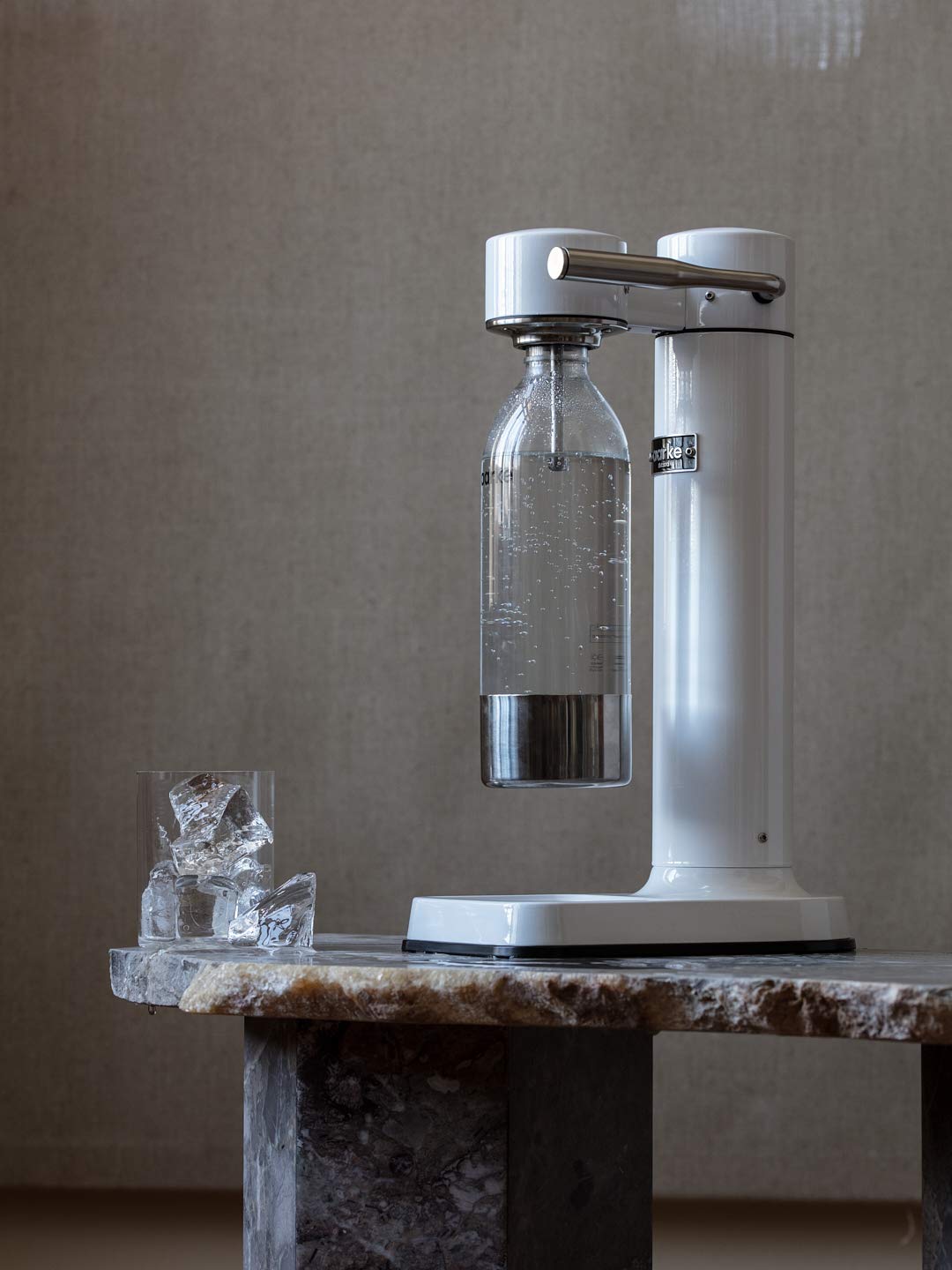 Aarke Carbonator III Premium Carbonator/Sparkling & Seltzer Water Maker