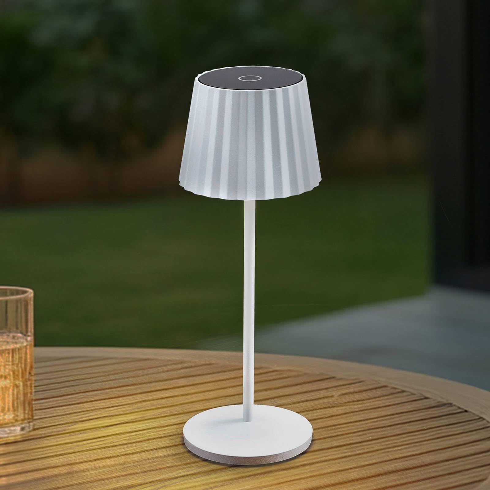 Lindby LED Esali dimmbar (Modern) in Weiß aus Aluminium (1 flammig,) Wohnzimmerleuchte