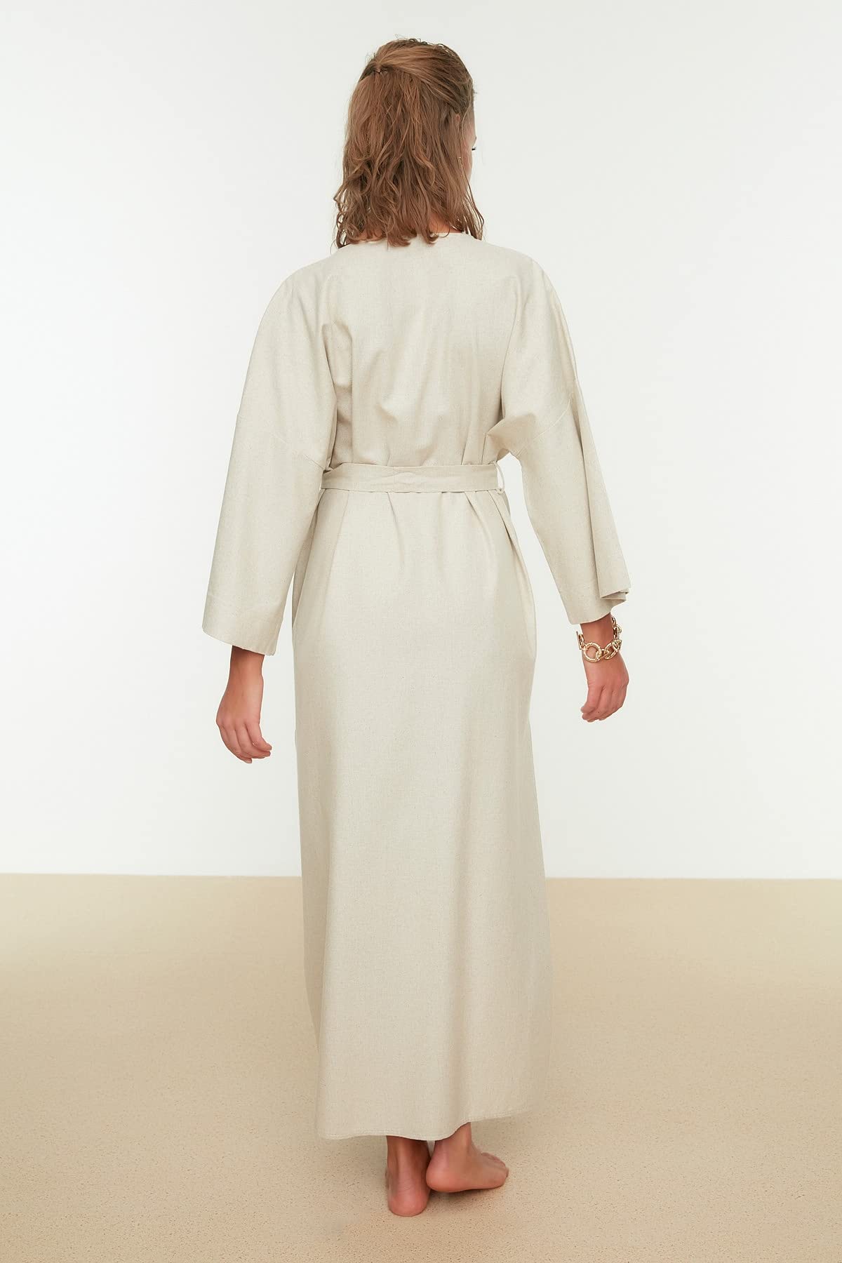 Trendyol Haftowane kimono i kaftan Kobiety Haftowane kimono i kaftan