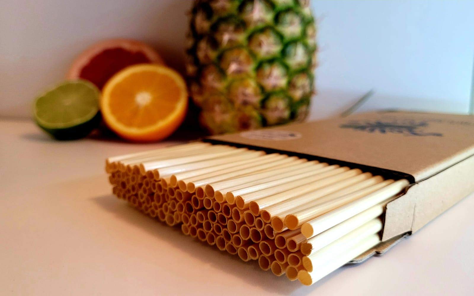 Jolly Turtle 100% Natural Wheat Drinking Straws (100 Pack) - Eco-friendly, biodegradable, plastic-free, 20cm length, gluten-free, perfect for parties
