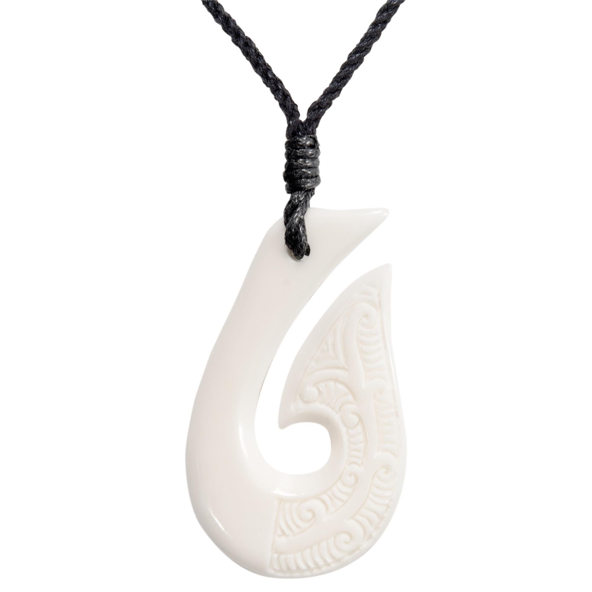 81stgeneration Vrouwen Mannen Handgesneden Bot Maori Toki Koru Hei Matau Hanger Ketting