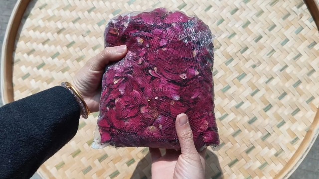 Pétalos de rosa secos 100g para manualidades miniatura 5