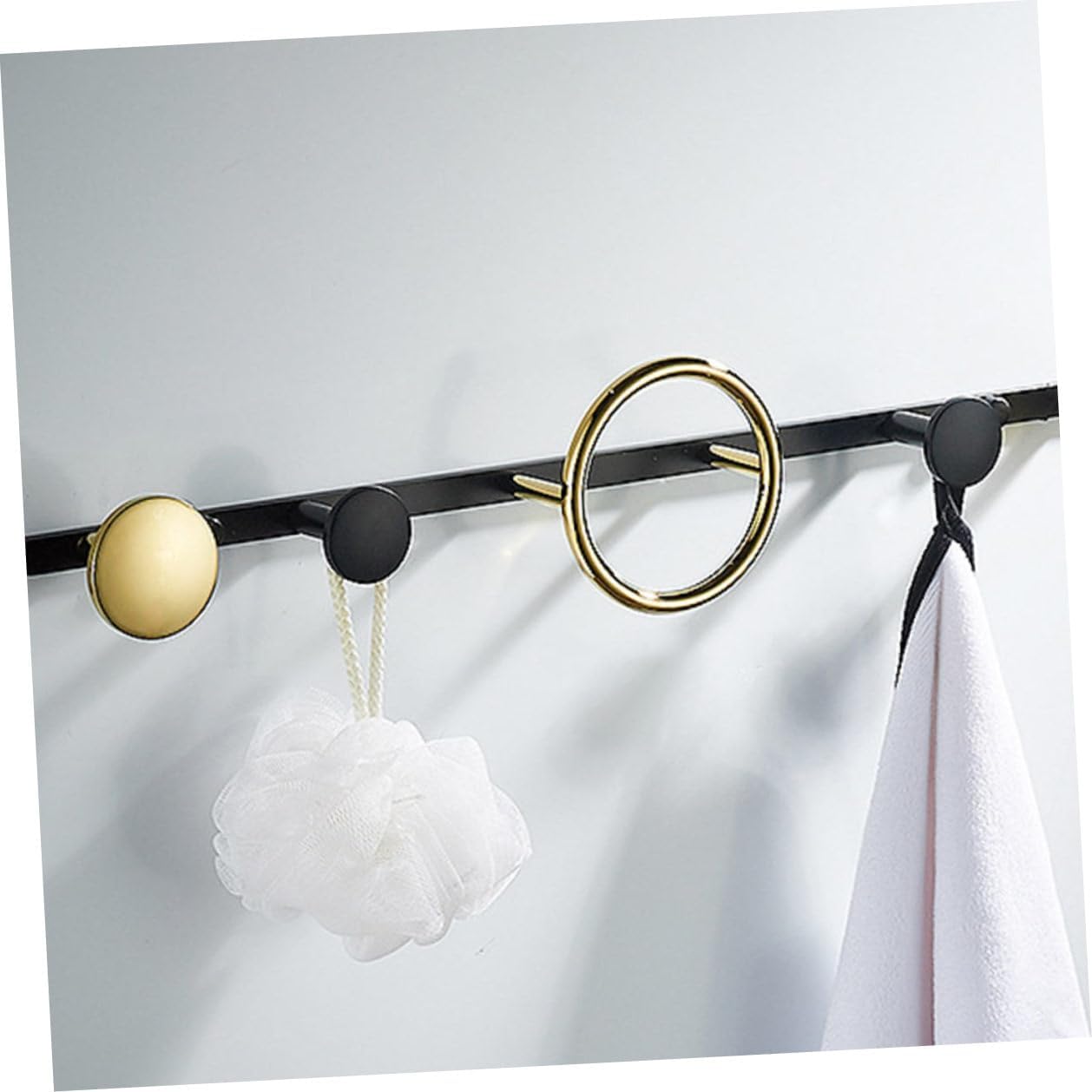 balacoo Brass Wall Mounted Coat Hook Rack, 1 Ring 4-Hook Bathroom Clothes Hanger, Modern Household Towel and Robe Hook for Door Or Wall Installation