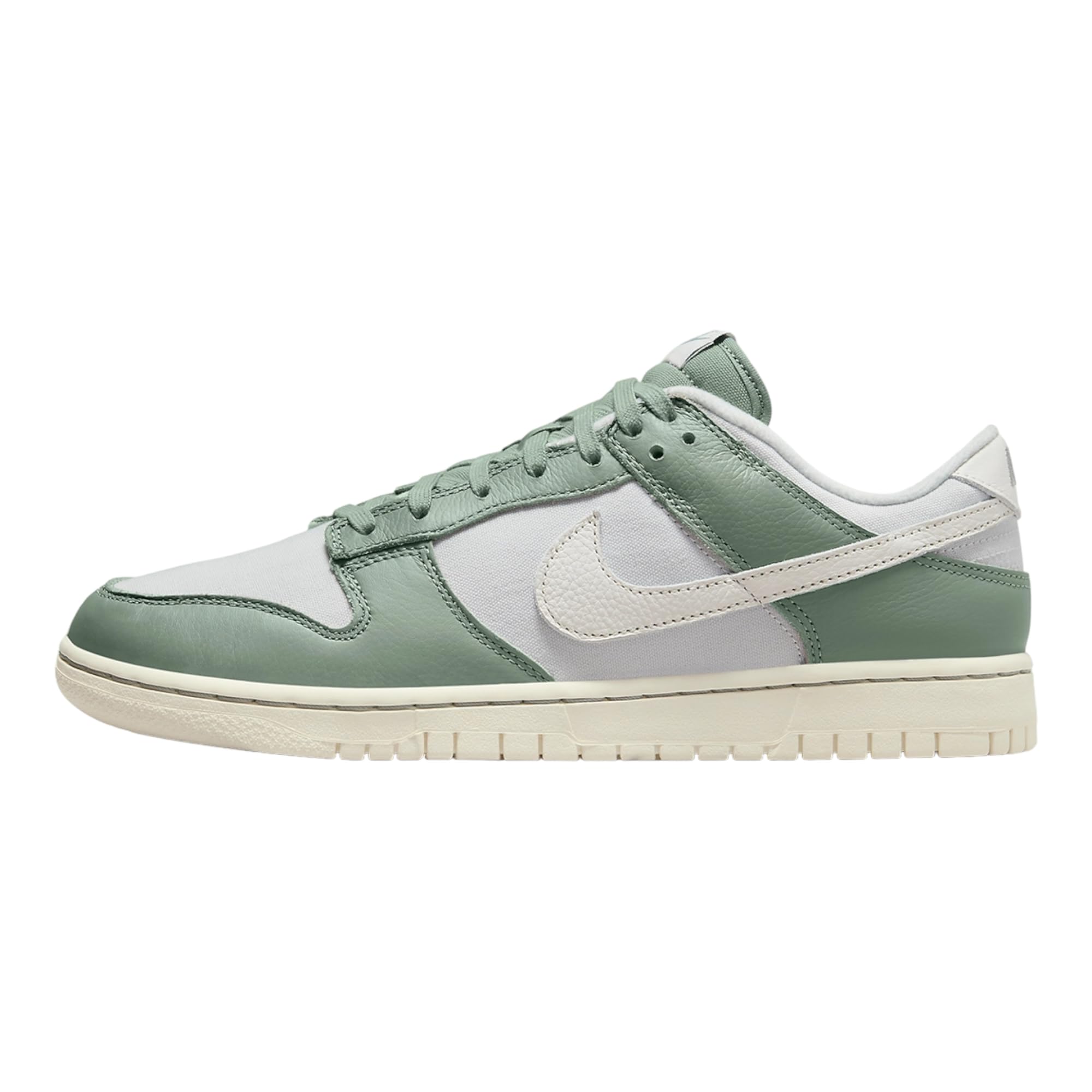 Nike Men's Dunk Low Sneakers