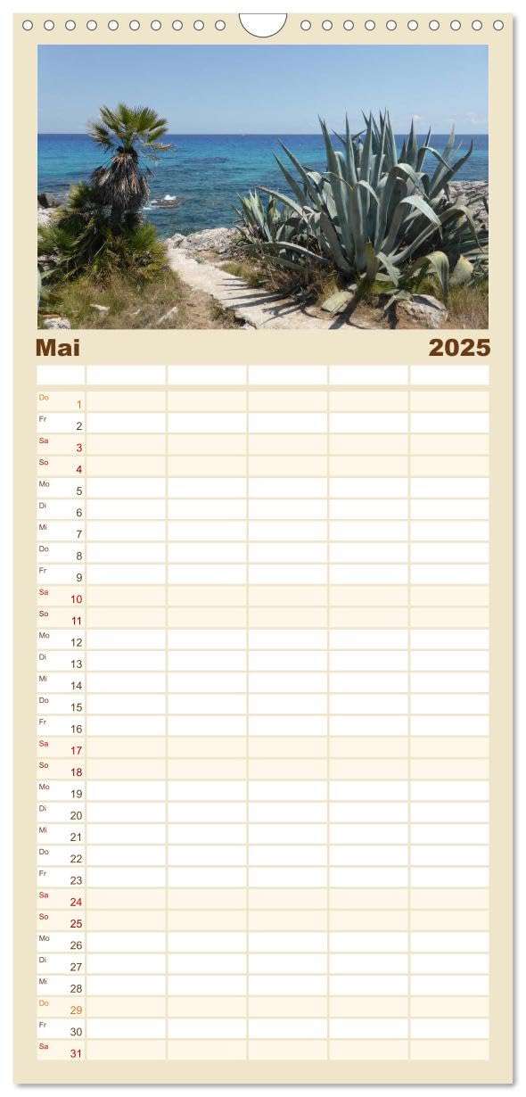 Familienplaner 2025 - Cala Ratjada mit 5 Spalten (Wandkalender, 21 cm x 45 cm), CALVENDO: Bei Cala Ratjada findet man schöne Buchten und genießt den ... der ursprünglichen Insel.. (CALVENDO Natur)