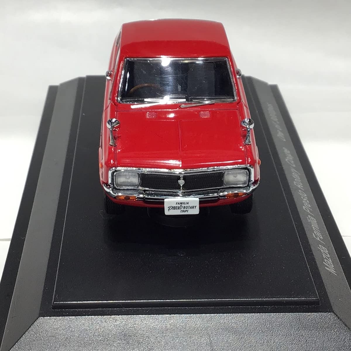 Amazon.co.jp: Ebro 363 1/43 Mazda Familia Rotary Coupe Red 2nd