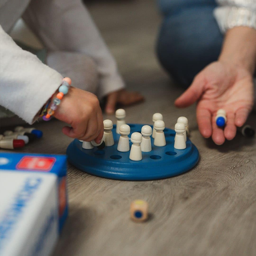 Dal Negro - Line Up, Gioco di Carte calcio, adatto per famiglie e bambini 8+, da 2 a 6 giocatori