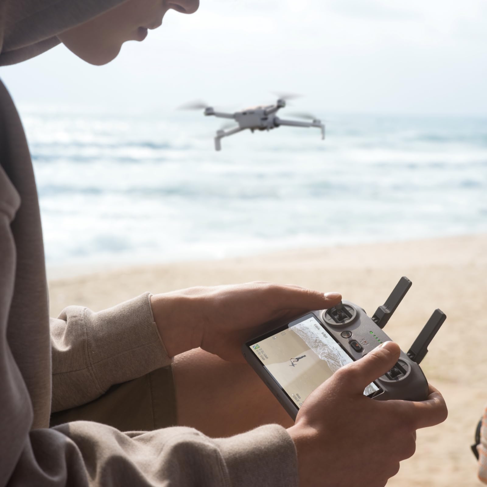 DJI Lito X1 Combo Fly More Plus Bundle, drone con fotocamera 4K, rilevamento degli ostacoli, ActiveTrack, sensore da 1/1,3 pollici, C1 (Lito X1 Fly More Combo Plus)