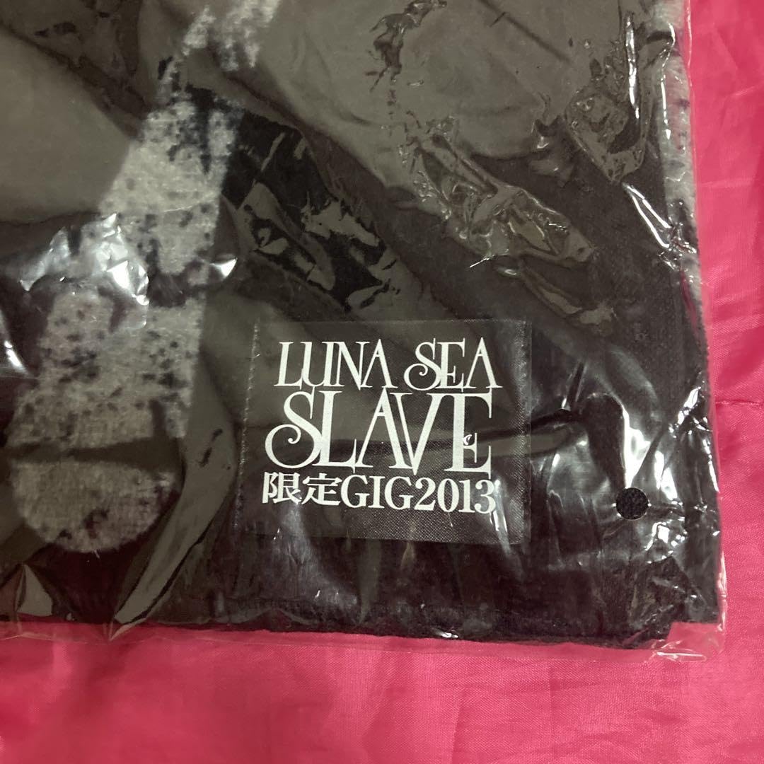 Amazon.co.jp: LUNA SEA ルナシー スレ限 SLAVE タオル : Toys & Games