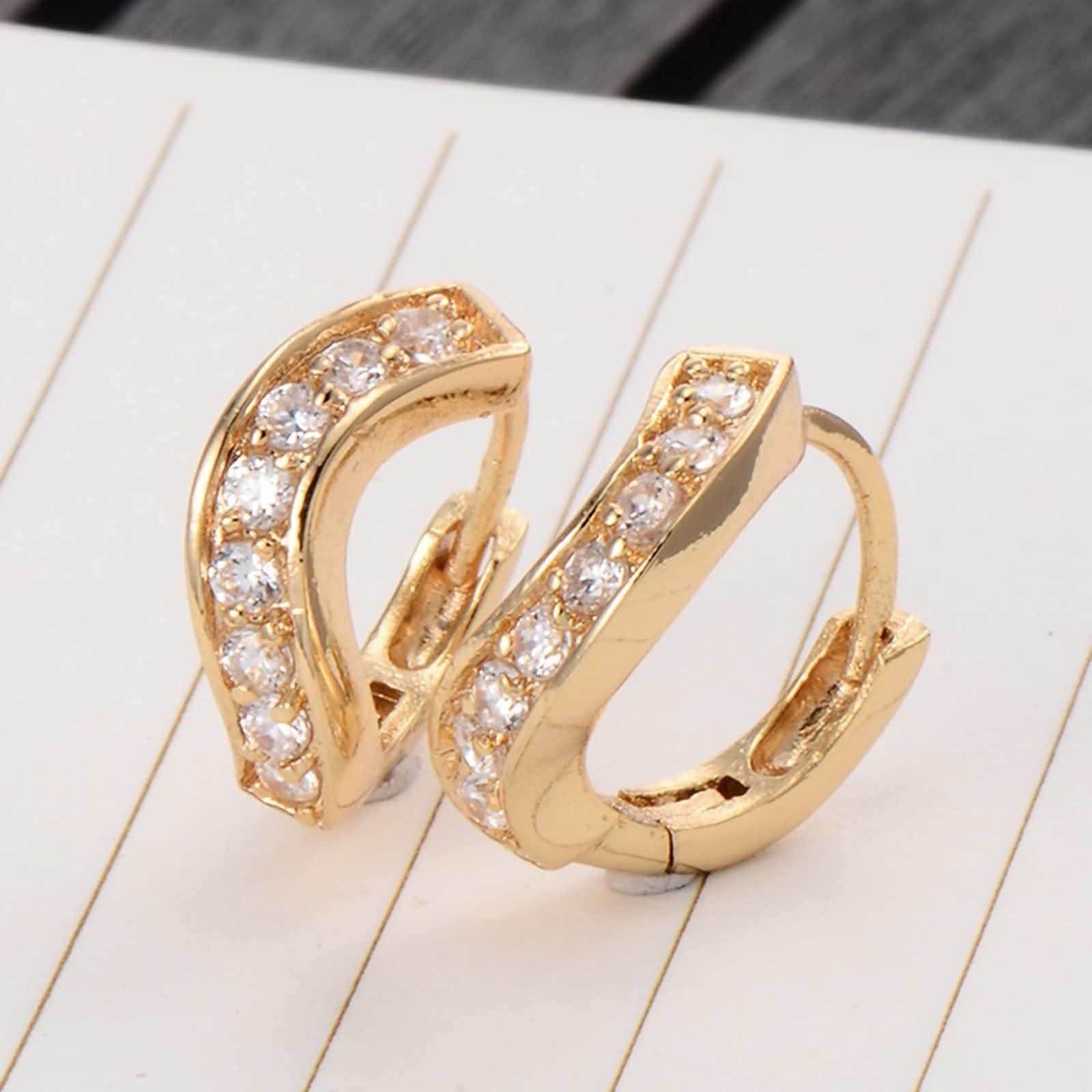 AMDXD Pendientes de aro para mujer de oro amarillo 585 de 14 quilates con moissanita, pendientes de aro de oro Au585 para mujer pequeños