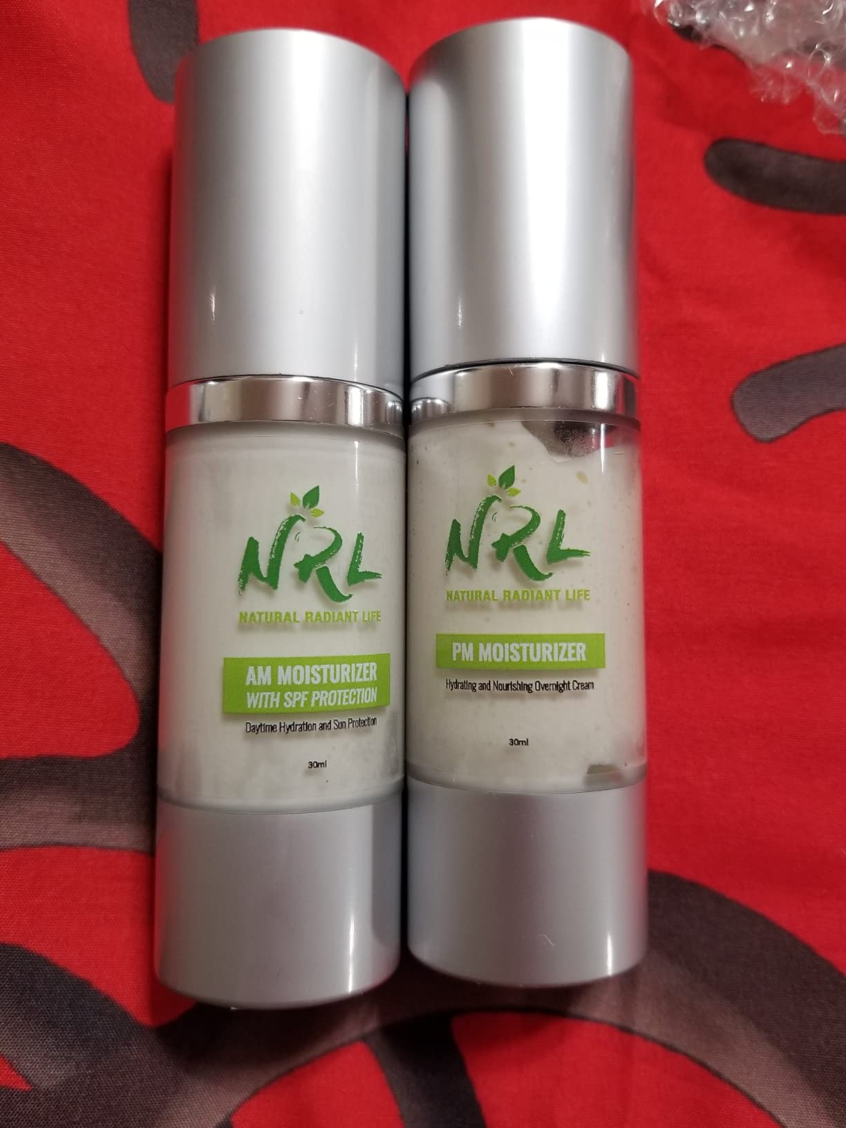 Natural Radiant Life NRL NATURAL RADIANT LIFE AM FACE MOISTURIZER with SPF – Daily Sunscreen Protection, Organic Face Cream, Oil - Free Deeply Hydrating Facial Lotion, Repairs, Soothes and Nourish Irritated, Dry and Damaged Skin - 30ml / 1 Oz