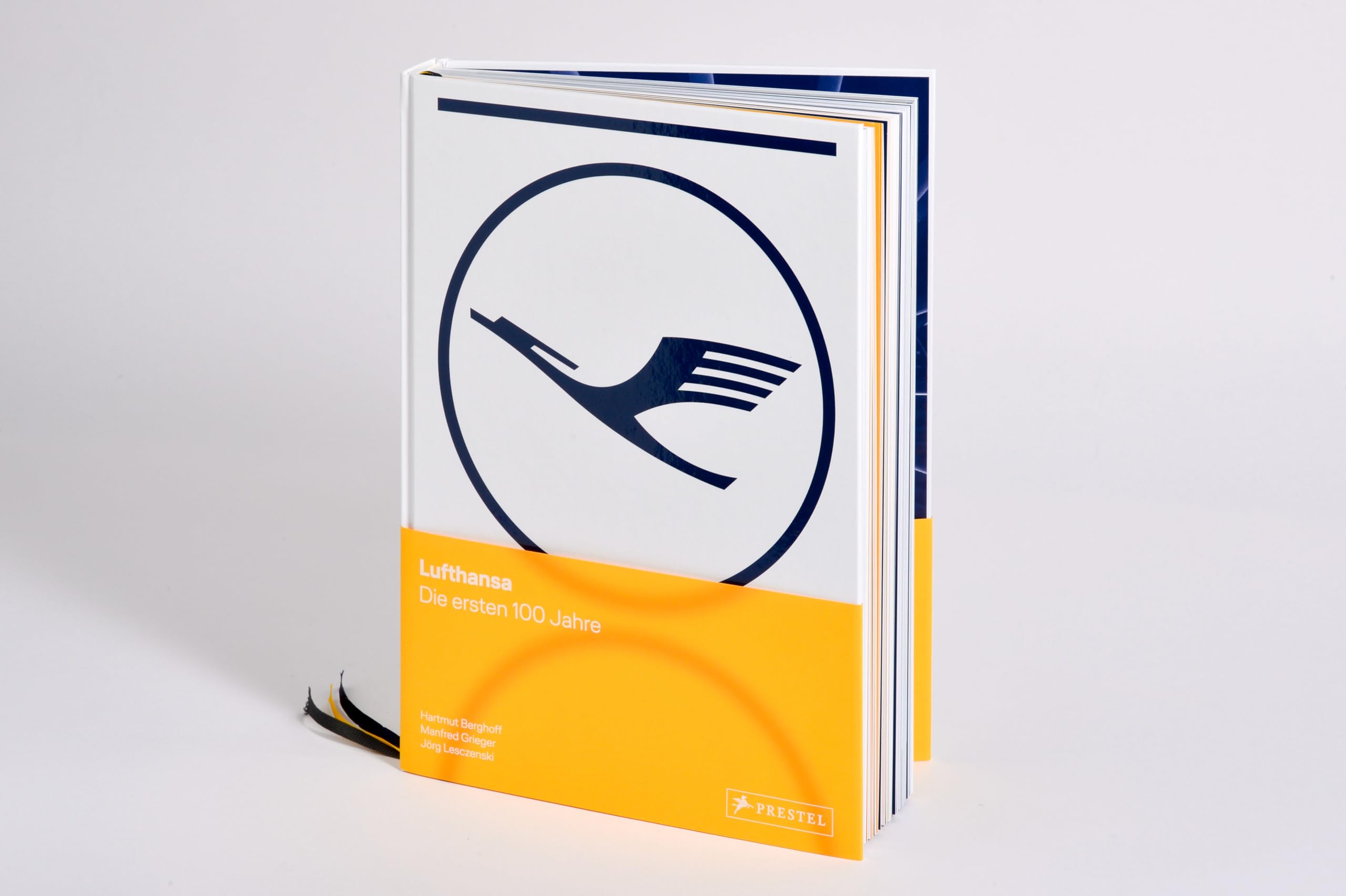 Lufthansa - Die ersten 100 Jahre: Geschichte der Lufthansa seit 1926, mit Abbildungen, Vintage-Werbematerialien und internen Dokumenten