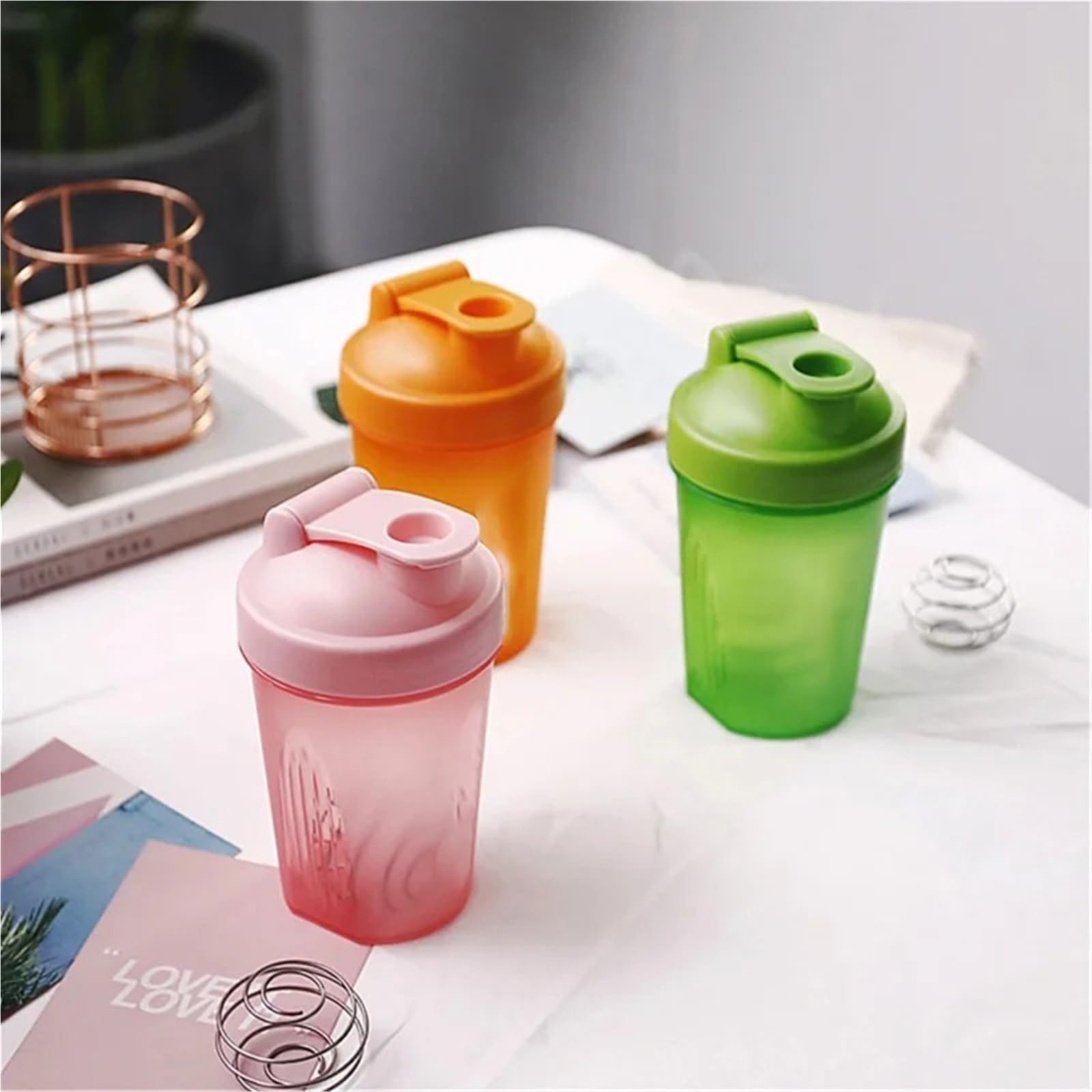 Bottiglia shaker per sport, proteine del siero di latte, in polvere, a prova di perdite, per fitness, palestra, attività all'aperto, in plastica (rosa)