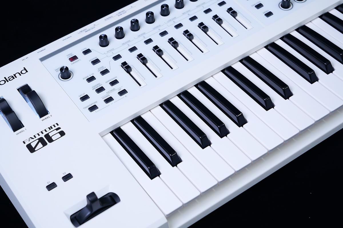 Amazon | Roland FANTOM-06-SC シンセサイザー 限定ホワイト