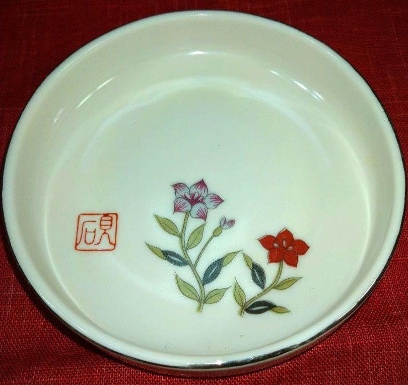 Amazon.co.jp: 55年前の超レアヴィンテージ品 有田焼銀彩寿峯石見作