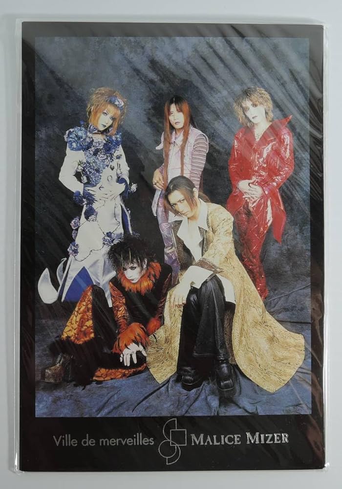 MALICE MIZER Klaha在籍時　切り抜きセット　オマケポスター付き 610rVGFZphL._UF350,350_QL80_.jpg
