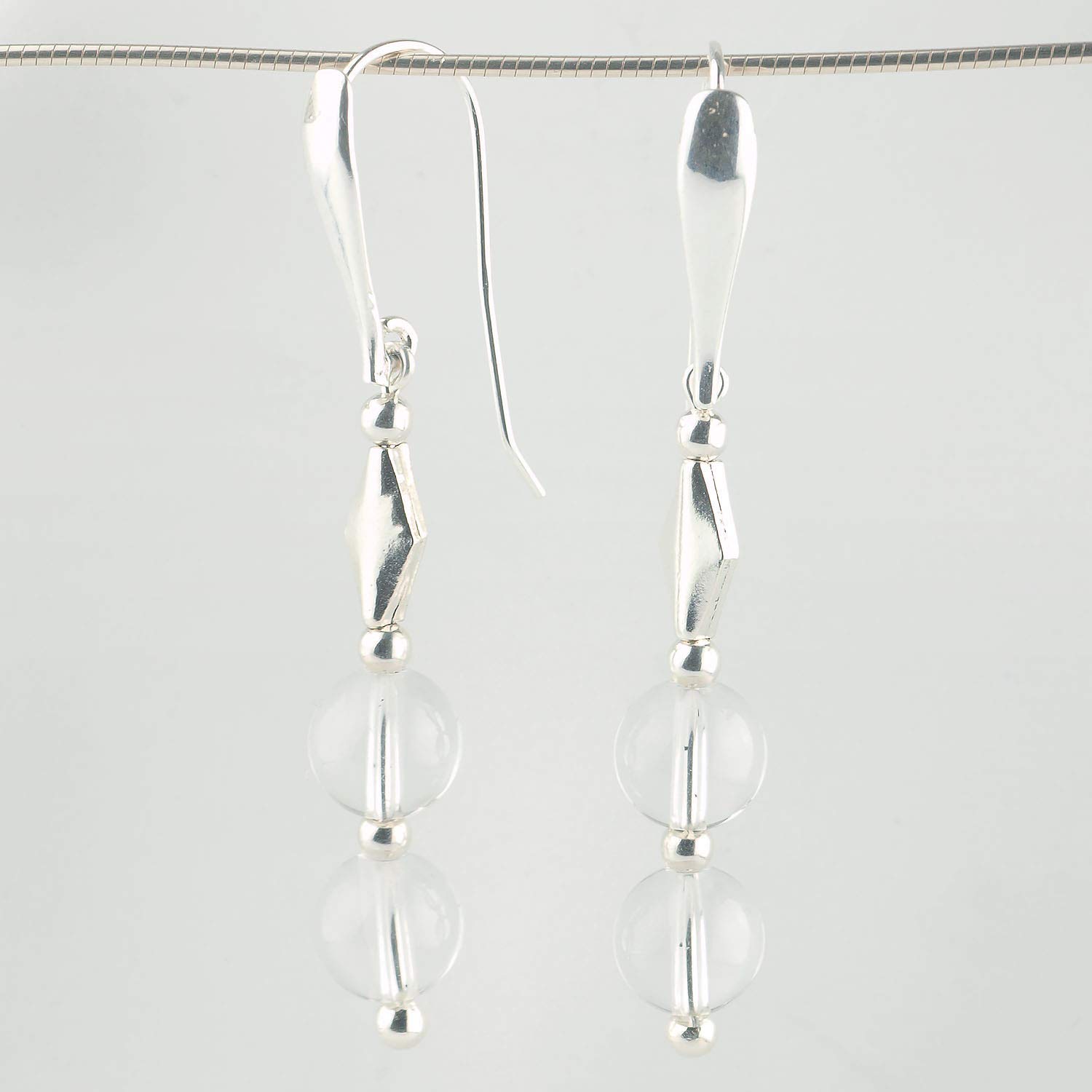 Pendientes de Cuarzo (Cristal de roca) y Plata de Ley largos y transparentes de 56 milímetros de largo