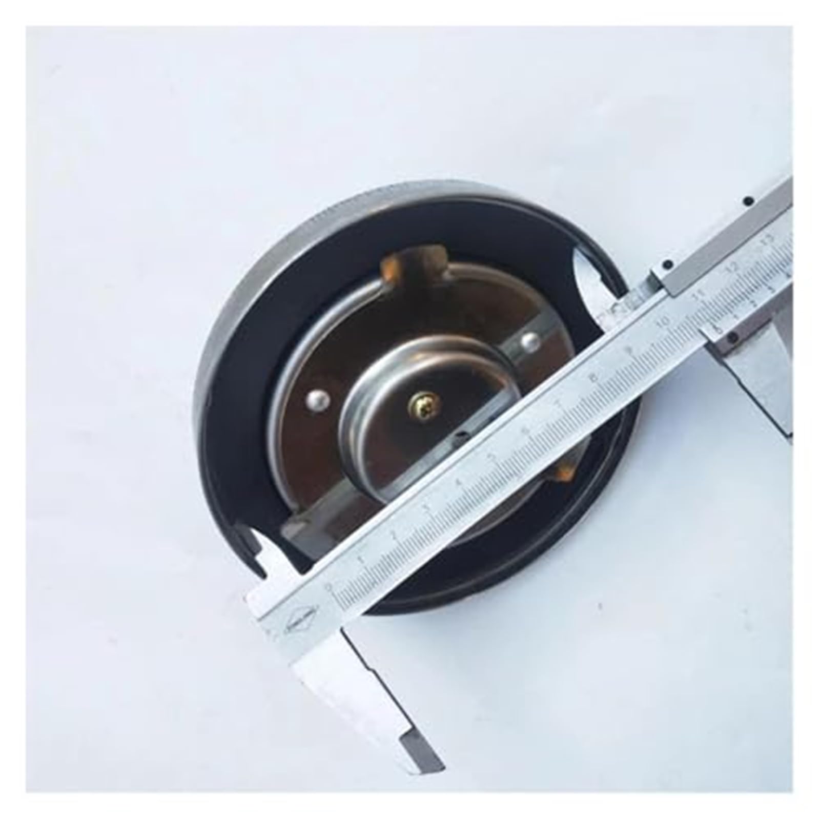 Compatible con excavadoras SANY SY SY55 65 75 135 215 235-8-9, tapa del tanque de combustible y aceite, tapa de llave, piezas de excavadora (amarillas) Tapa del tanque de combustible de la exc