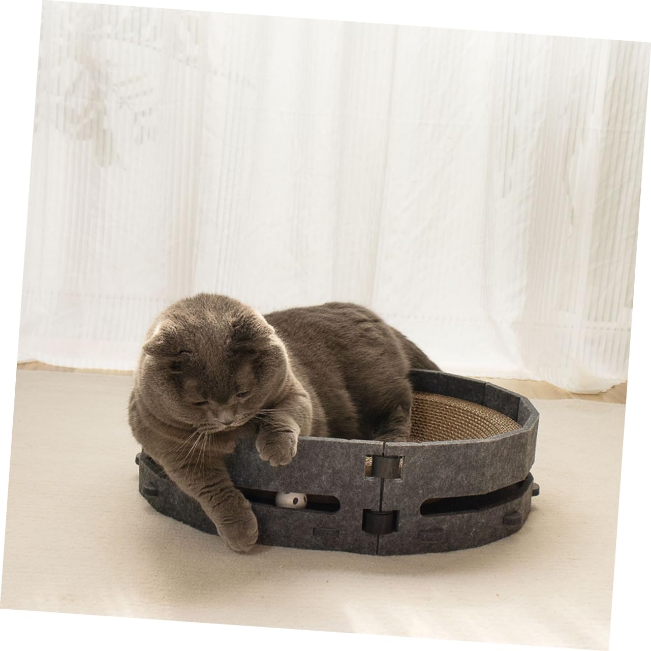 Runder Katzenkratznapf als Kratzbrett aus Wellpappe für Katzen