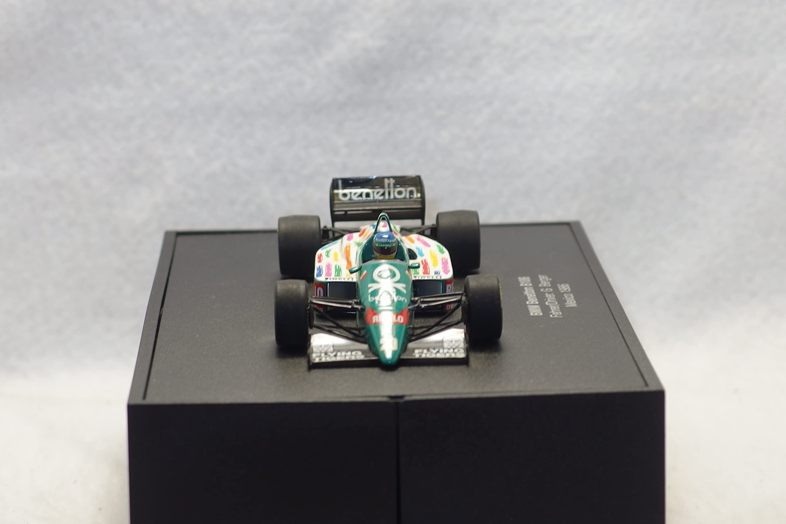 Amazon.co.jp: [デカール剥がれあり]1/43 MINICHAMPS ミニチャンプス