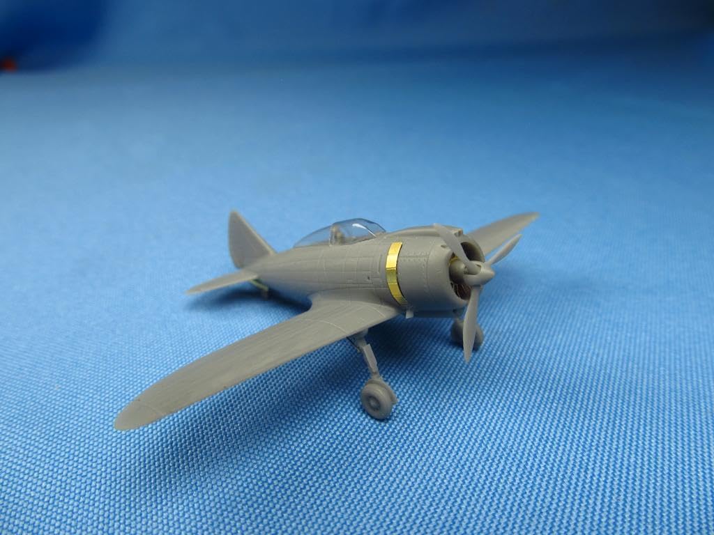 MDR14424 1/144 Reggiane Re.2000 Falco