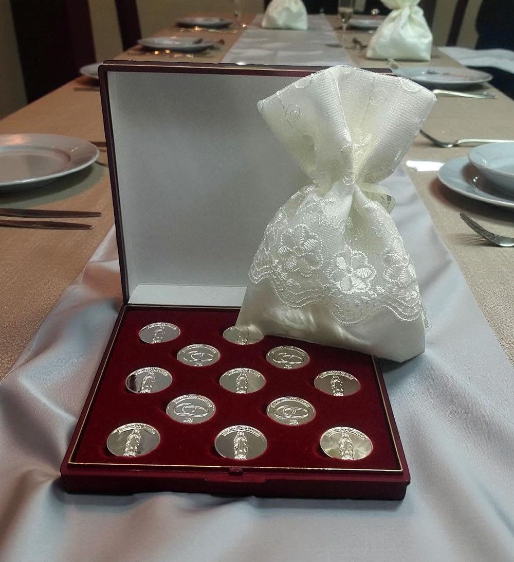 Arras de la Vírgen de Lourdes, con saquito de satén y Estuche.