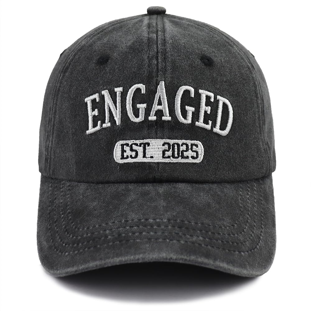 Bqenqhosd Est 2025 Engagement Gifts for Couples, Newly Engaged Hat, Adjustable Embroidered Cotton Men Women Baseball Cap