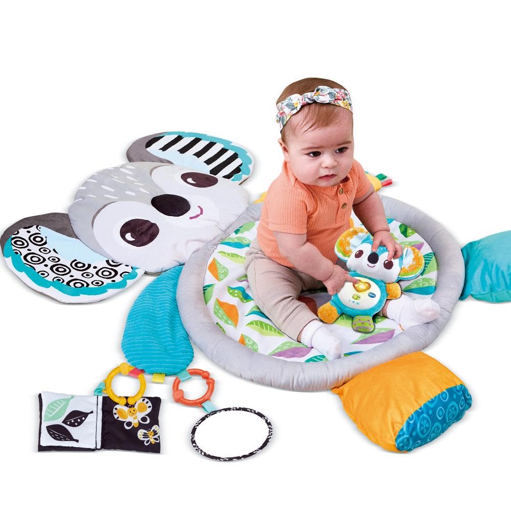 VTech Lala Tenera Koala, Tappeto Neonato per Stimolare i Sensi, Diversi Materiali e Texture, Pulsante Luminoso Cuore, 3 Accessori, 4 Canzoni e 15 Melodie, Lingua Italiana, Batterie Incluse, 0-36 Mesi