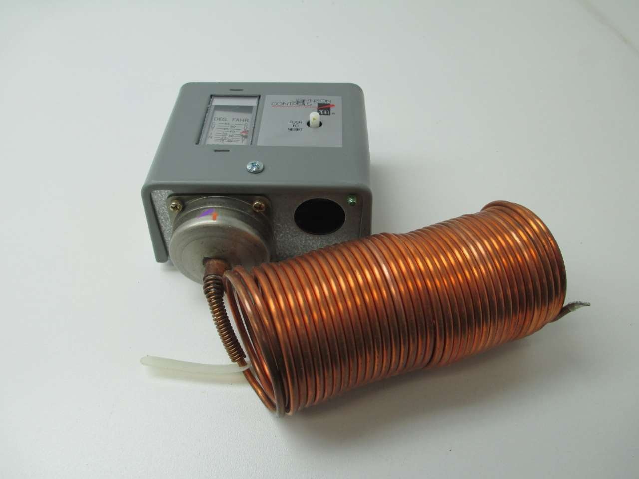 Johnson Controls A70HA-1C A70 Series Two-Circuit Temperature Control, Four-Wire, Manual Reset, 15-55 Degree F Temperature Range