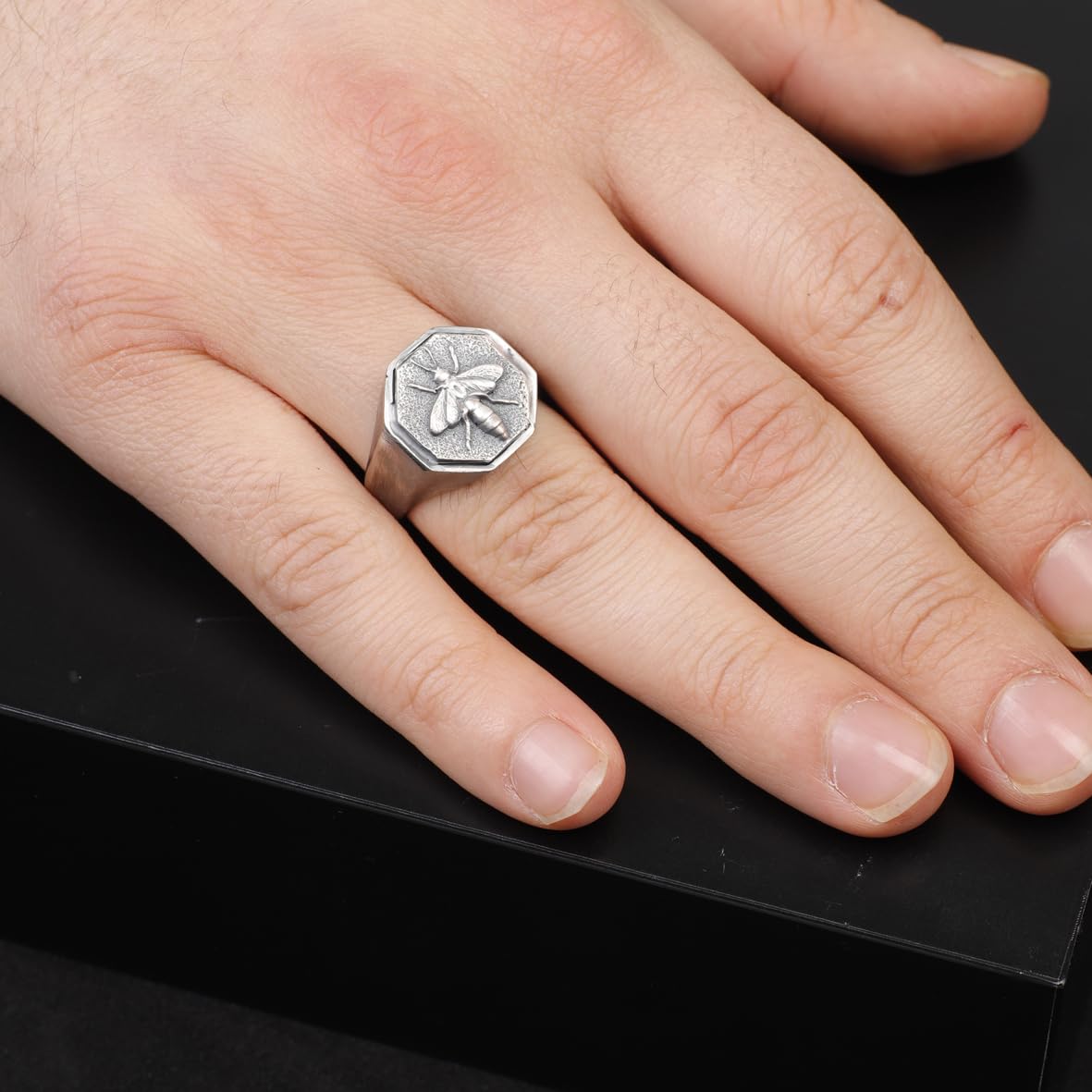 Anello dell’Ape da Uomo in Argento 925 | Anello con Sigillo Inciso e Lucido | Fatto a Mano per Mignolo | Anello di Fidanzamento + Panno Pulizia Argento (28)