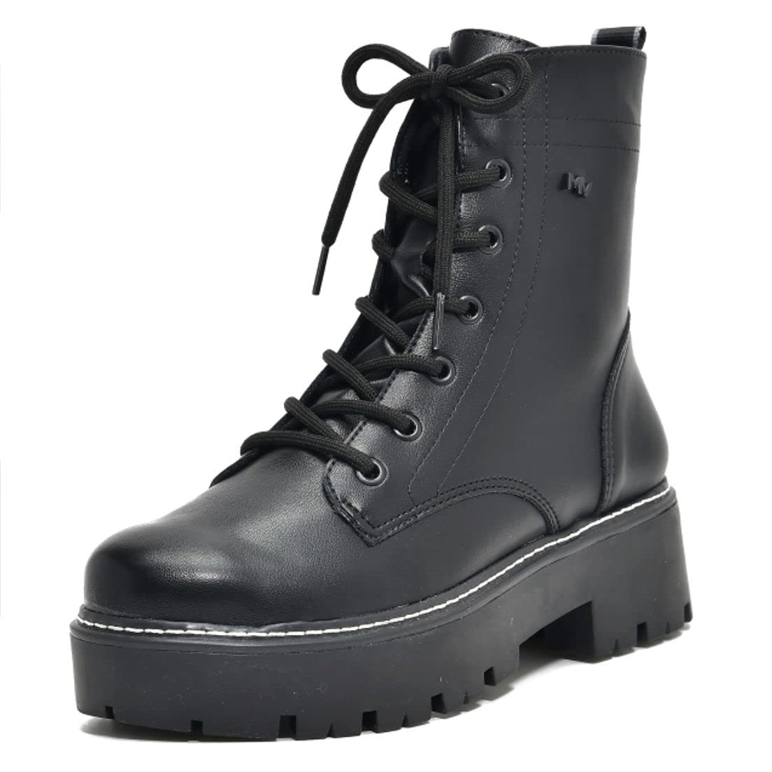 Bota Coturno Feminino Casual Sola Tratorada Cano Curto Via Marte 23-2903 em promoção! Veja a oferta e mais achadinhos de Botas 2 Hoje é o melhor dia para comprar Bota Coturno Feminino Casual Sola Tratorada Cano Curto Via Marte 23-2903 com aquele preço maroto! Promoção! Aproveite a oferta! 2