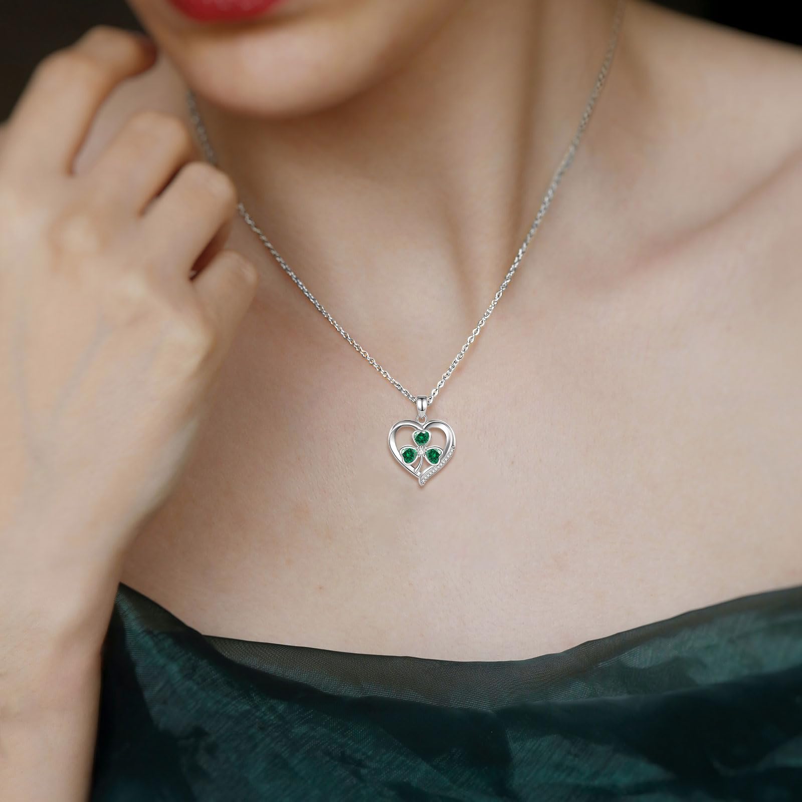 INFUSEU Collana con trifoglio irlandese gioielli da donna trifoglio verde cuore pietra zirconia ciondolo piccolo regalo buona fortuna catena in argento Sterling 45,7 cm