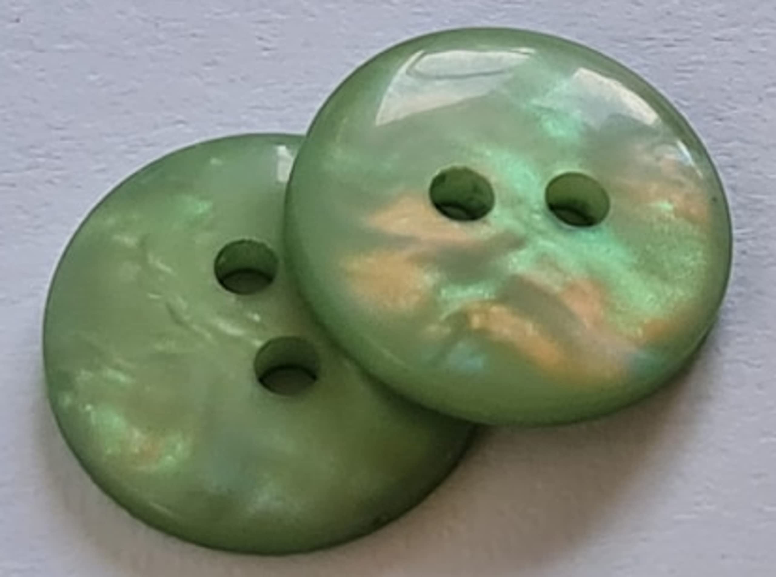 Iridescent Plastic 2 Hole Buttons, 12mm, 15mm or 20mm (Green, 20mm)