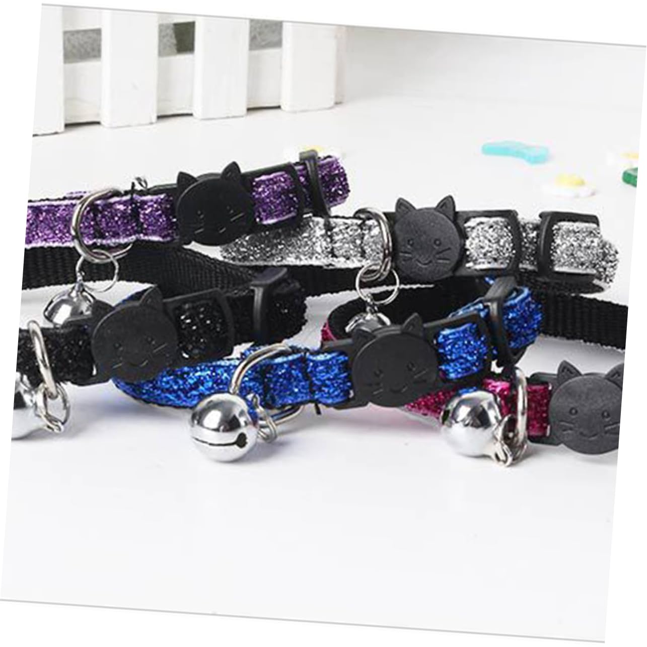 FOMIYES 15stücke Nylon Katzenhalsbänder Mit Glöckchen Verstellbares Und Sicheres Sicherheitsverschluss-katzenhalsband Für Katzen Und Kleine Haustiere