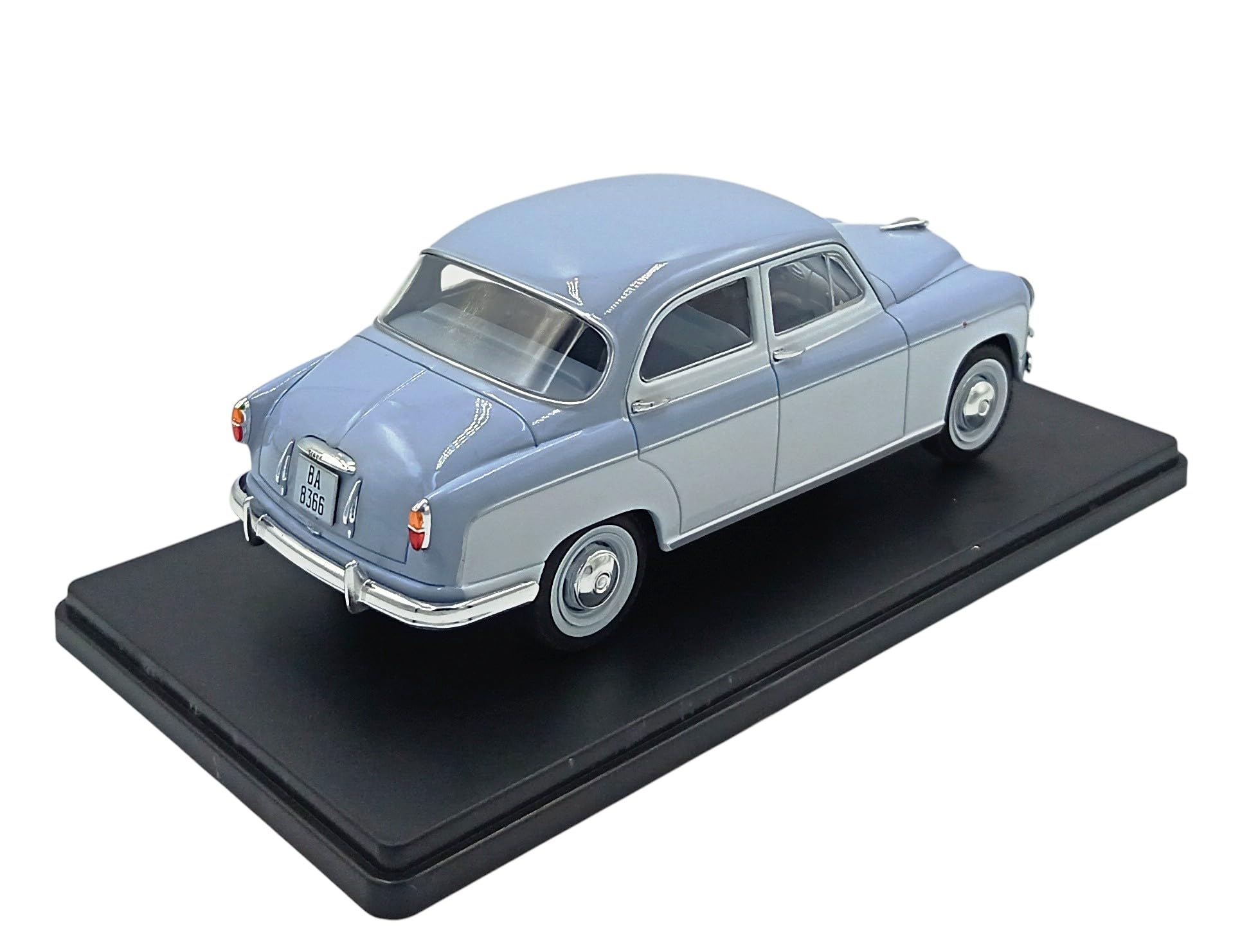 OPO 10 Modellino da Collezione in Scala 1/24 Compatibile con Seat 1400 B (1956) VC089