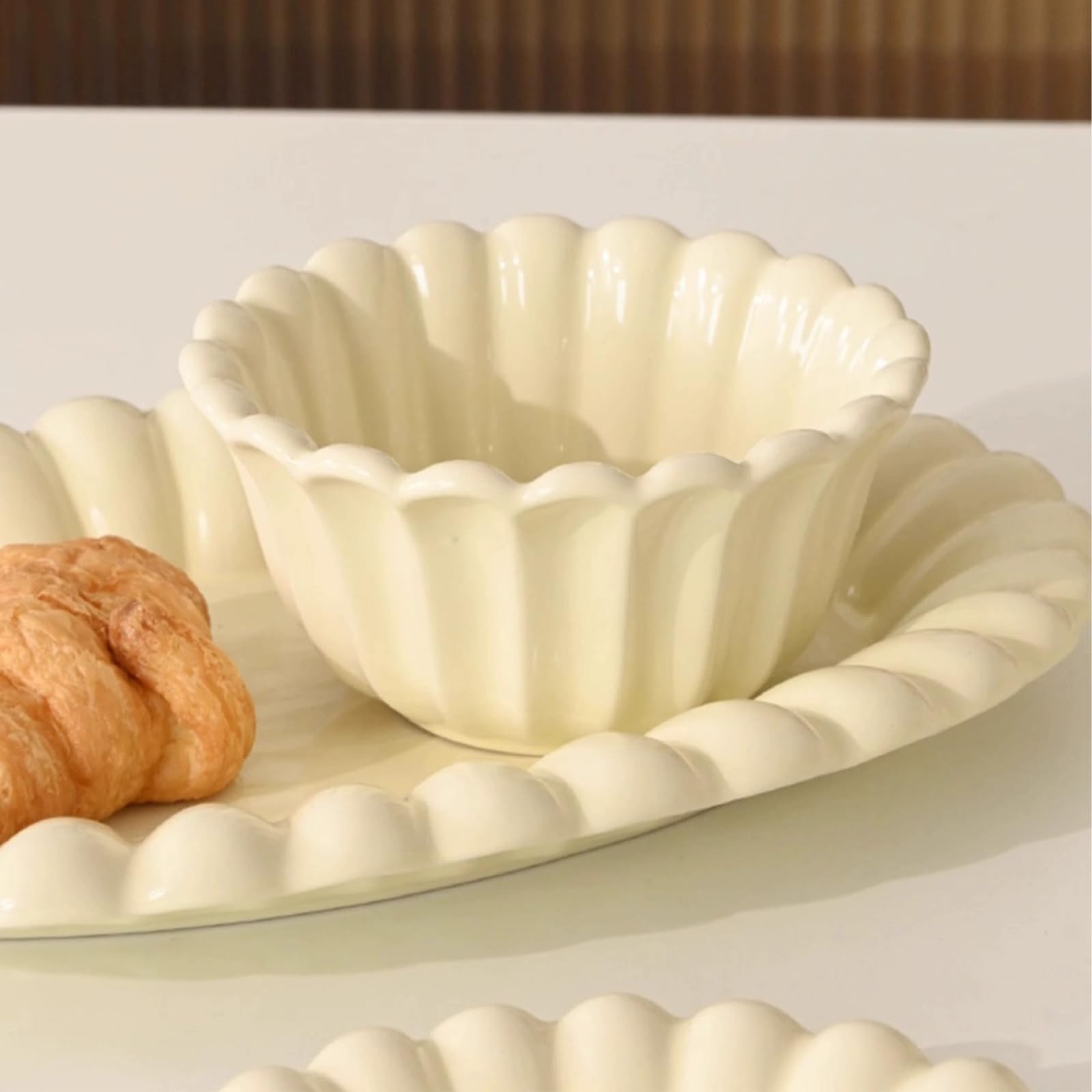 soulnioi Ceramic Dinner Plate, 12 Inch Salad Plates, Flower Oval Fruit Plate Dessert Appetizer Plate - Image 4