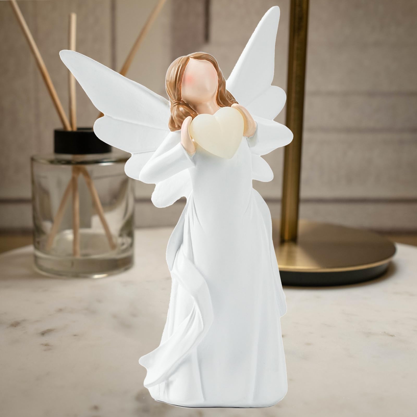 Starryfill Estátua de anjo segura o coração, como presente