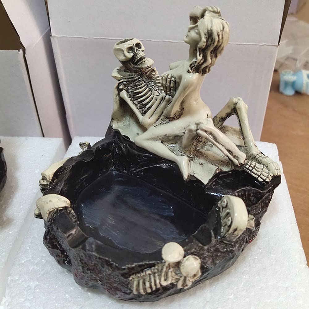 Xshelley Halloween skull ashtray, resin craft skull creative sexy man ashtray home decoration (Style two)