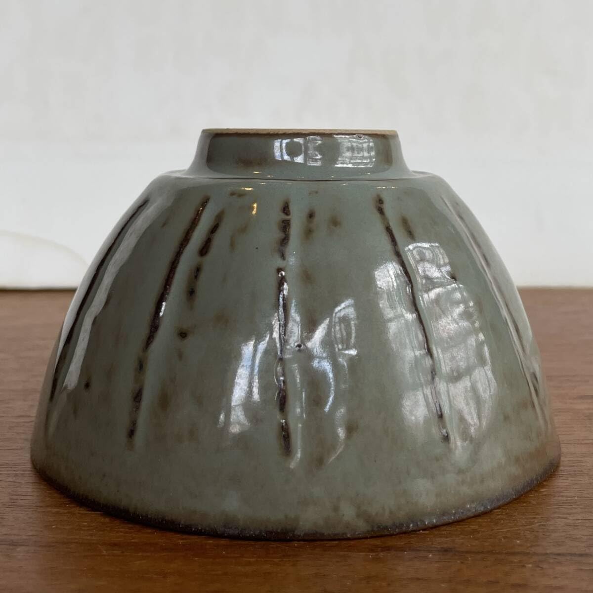 陶芸家　中村梅山　茶碗　抹茶碗　加賀　石川県　素焼き　手捻り　共箱 陶芸家 中村梅山 茶碗 抹茶碗 加賀 石川県 素焼き 手捻り 共箱
