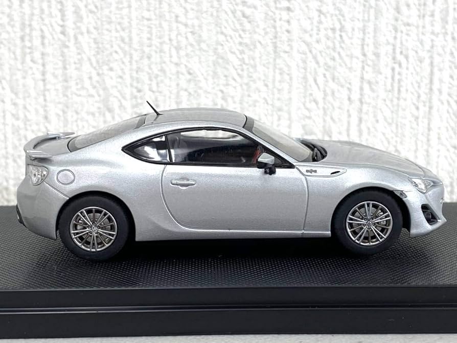 エブロ 1/43 TOYOTA 86 RC SILVER 完成品 トヨタ エブロ 1/43 86 RC シルバー : カーホビーショップ
