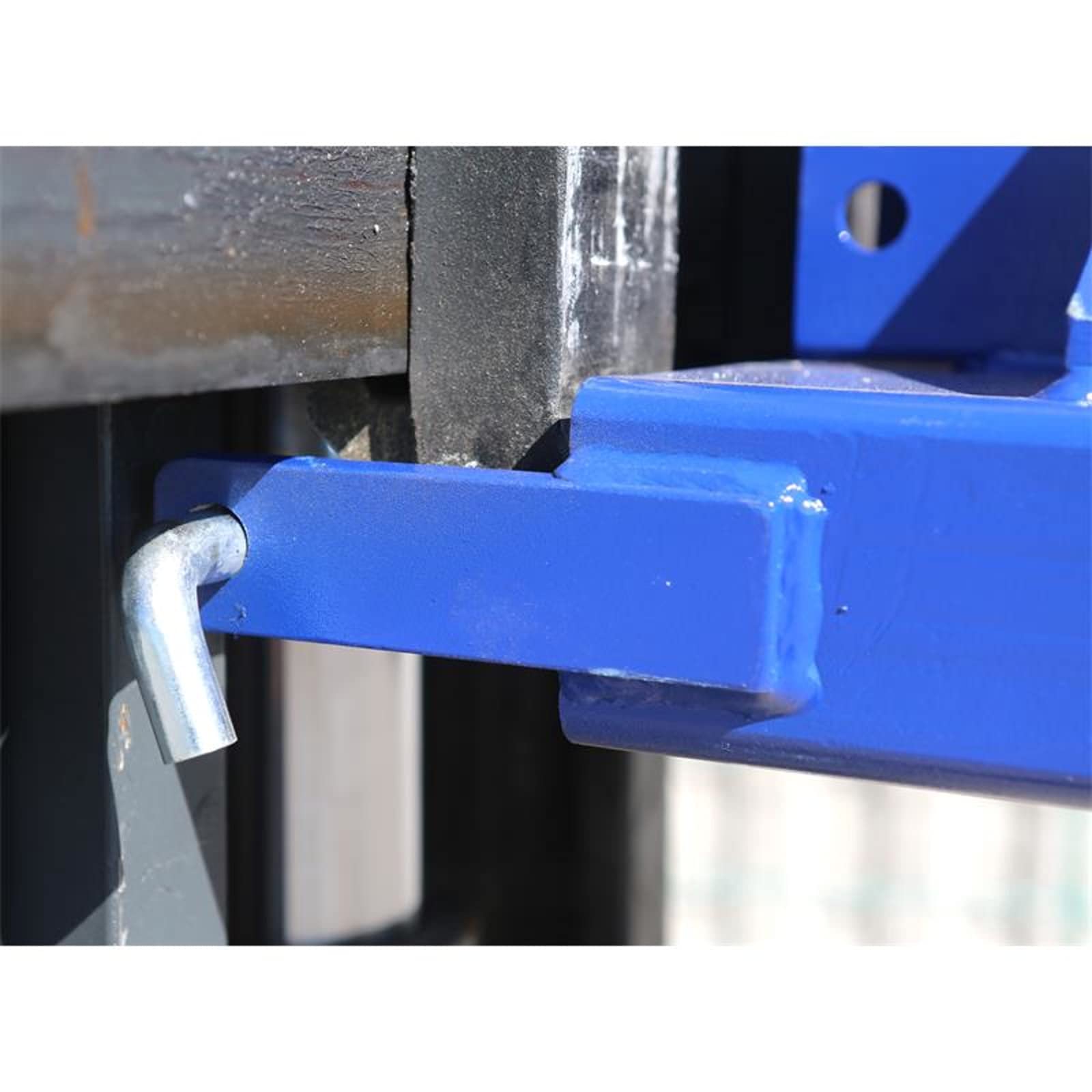 Gru A Forca Regolabile Per Carrello Elevatore - Capacità 4500 Kg, Estensibile Fino A 353 Cm, Regolazione Altezza 40° - copertina