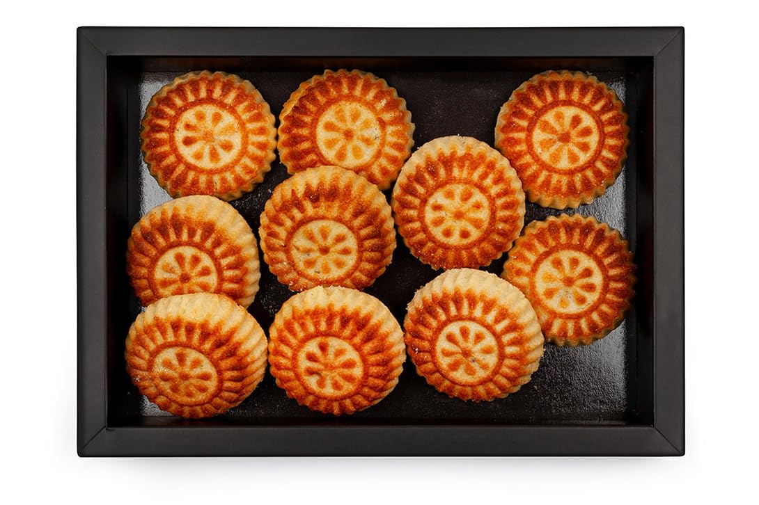 Large Maamoul with Dates (575g) - Authentic Middle Eastern Cookies | Soft, Flaky Pastry Filled with Sweet Dates | Perfect for Gifting, Celebrations, and Everyday Treats | Indulge in Tradition!