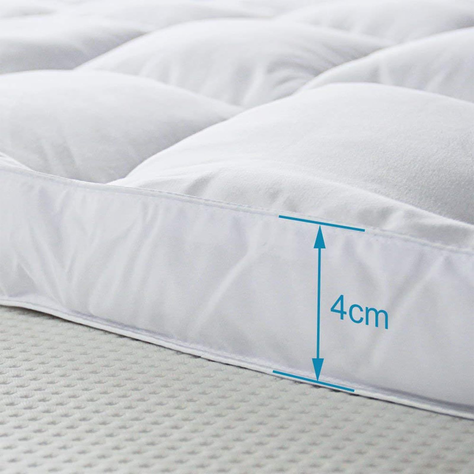 Bedecor Surmatelas 160 x 190cm Microfibre Respirante de Haute qualité, Ultra-Doux et Silencieux, Lavable en Machine, Blanc