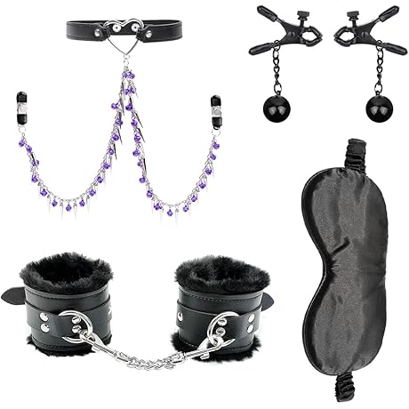 Weighted Eye Mask Enhances Intimate Encounters