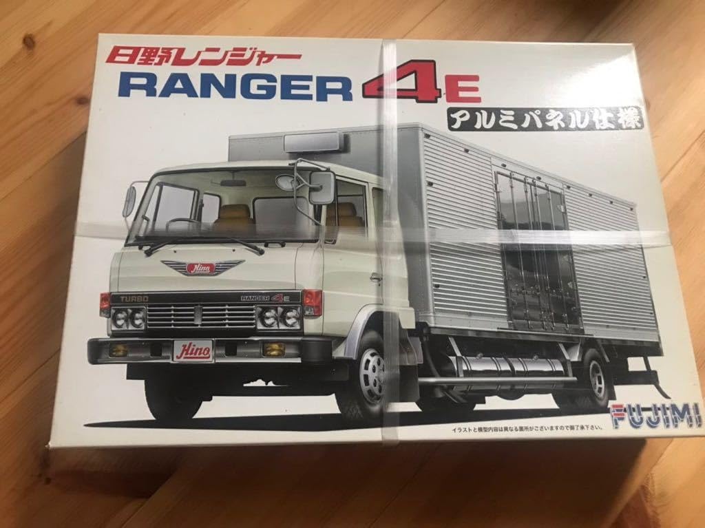 FUJIMI 日野RANGER 4E アルミパネル仕様　未開封品　極美品 フジミ模型 1/32 TR10 日野レンジャー4E アルミパネル仕様 フジミ 1/32