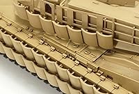 Vista 5 de Tamiya Models M1A2 SEP Abrams Tusk II Model Kit