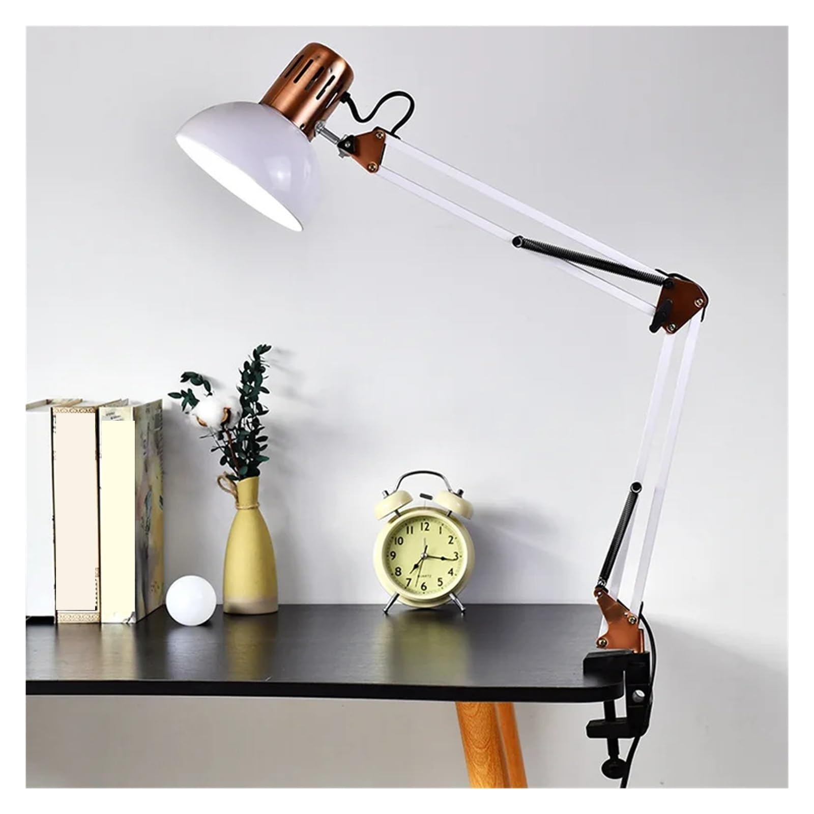 Lampada da scrivania moderna a LED con morsetto a braccio oscillante